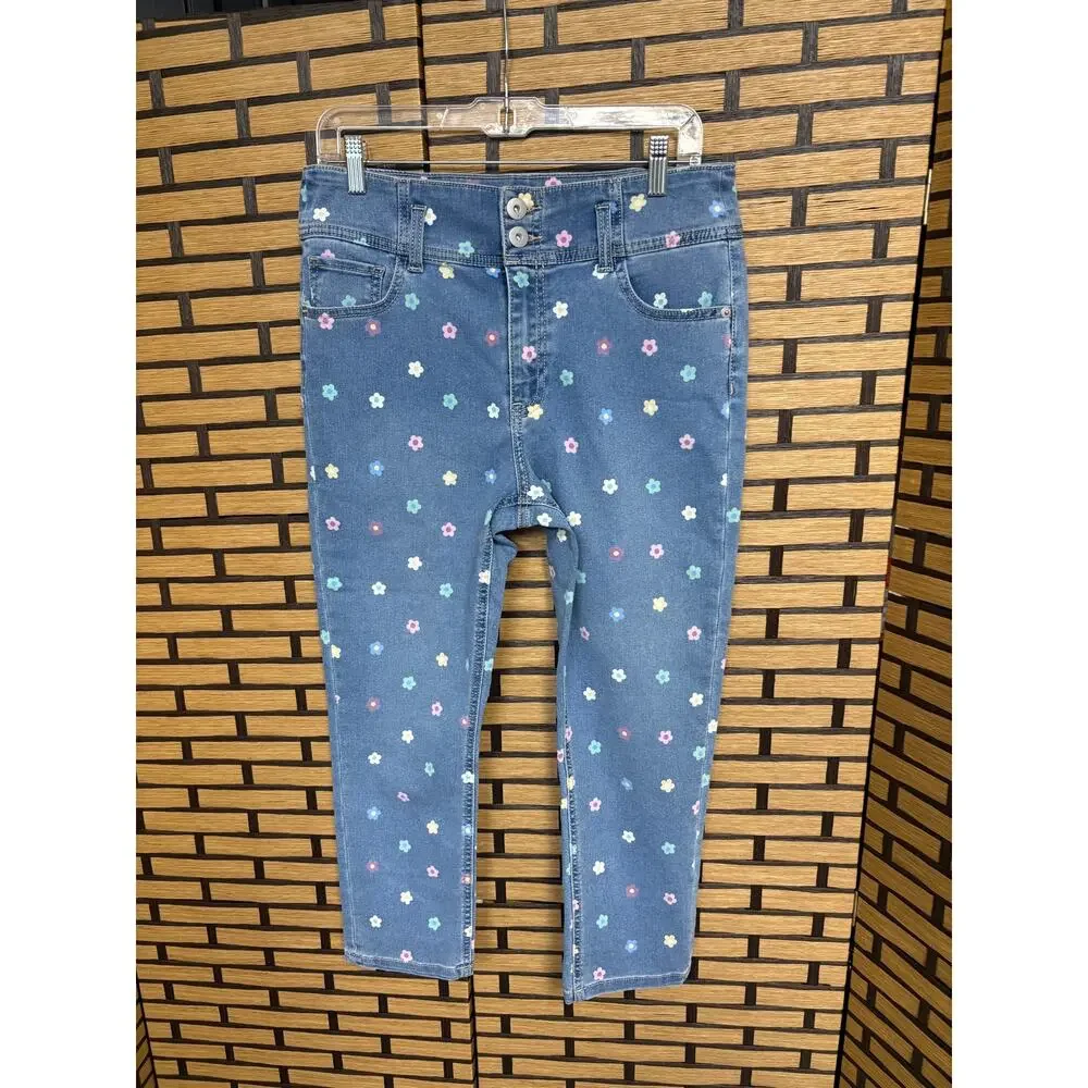 No Boundaries Floral Crop Jeans‎ Size 13